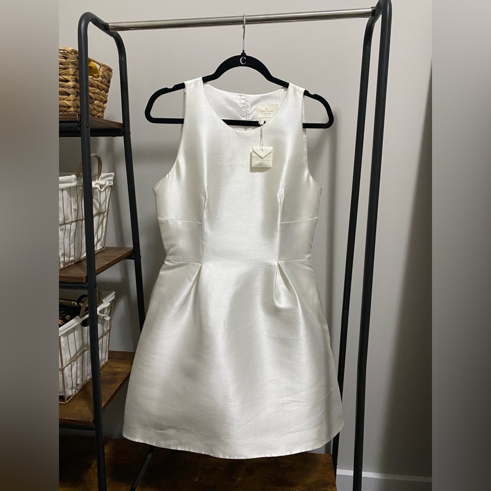 NWT Kate Spade White Pearl mini Dress Size 12 fits more like 8/10 (L)